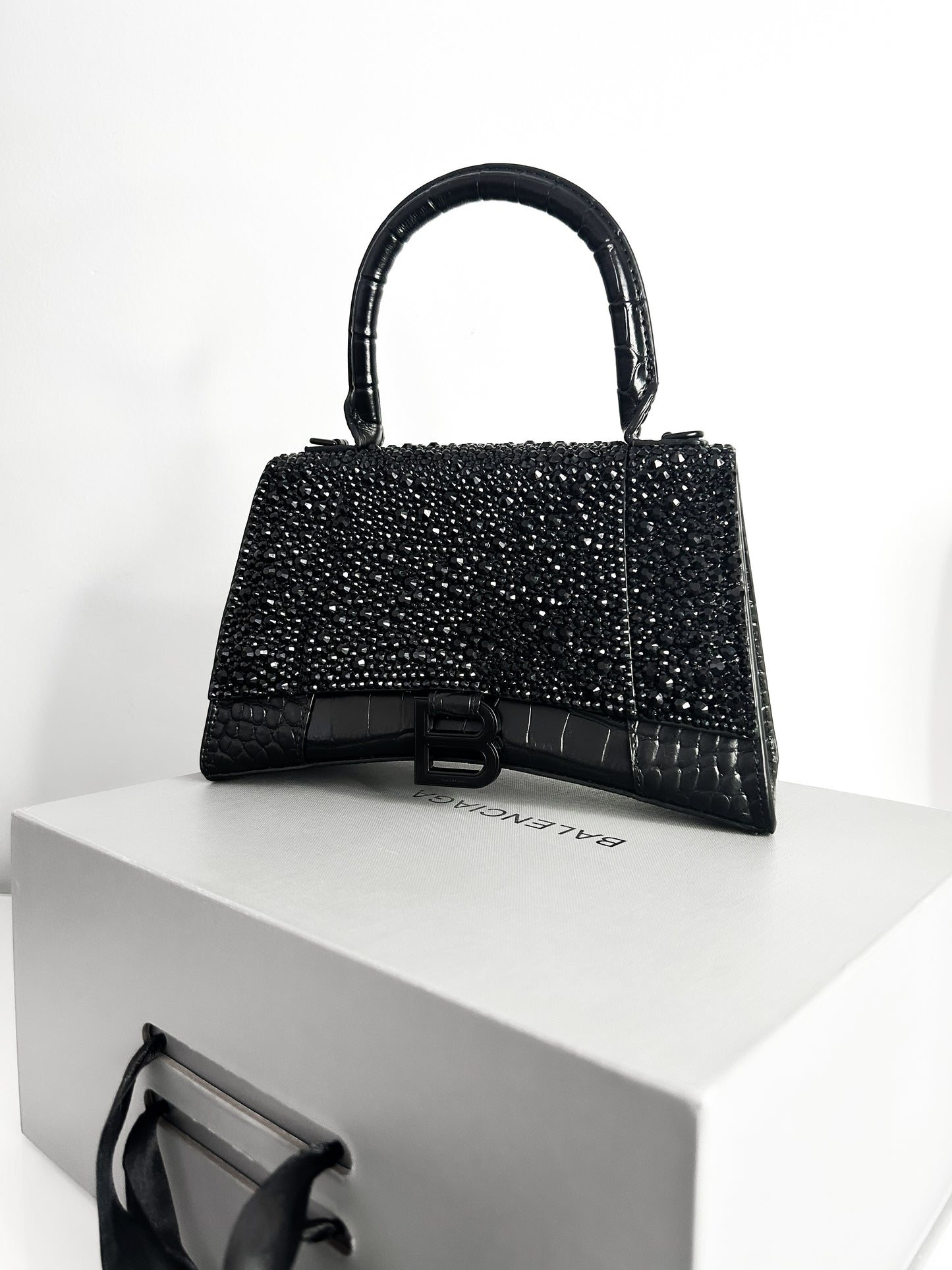 SHINY BALENCIAGA HOURGLASS