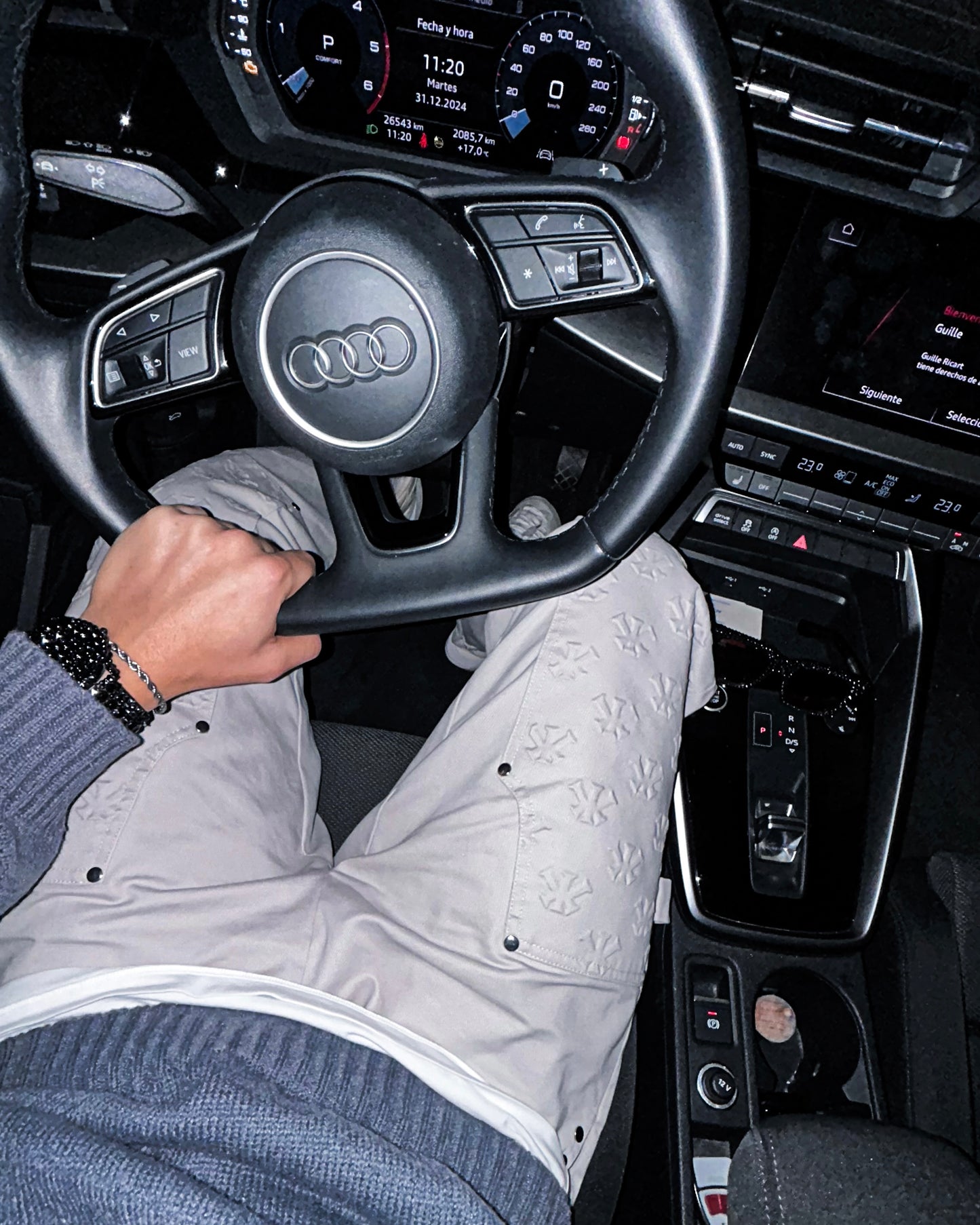 ICON STONE GREY JEANS