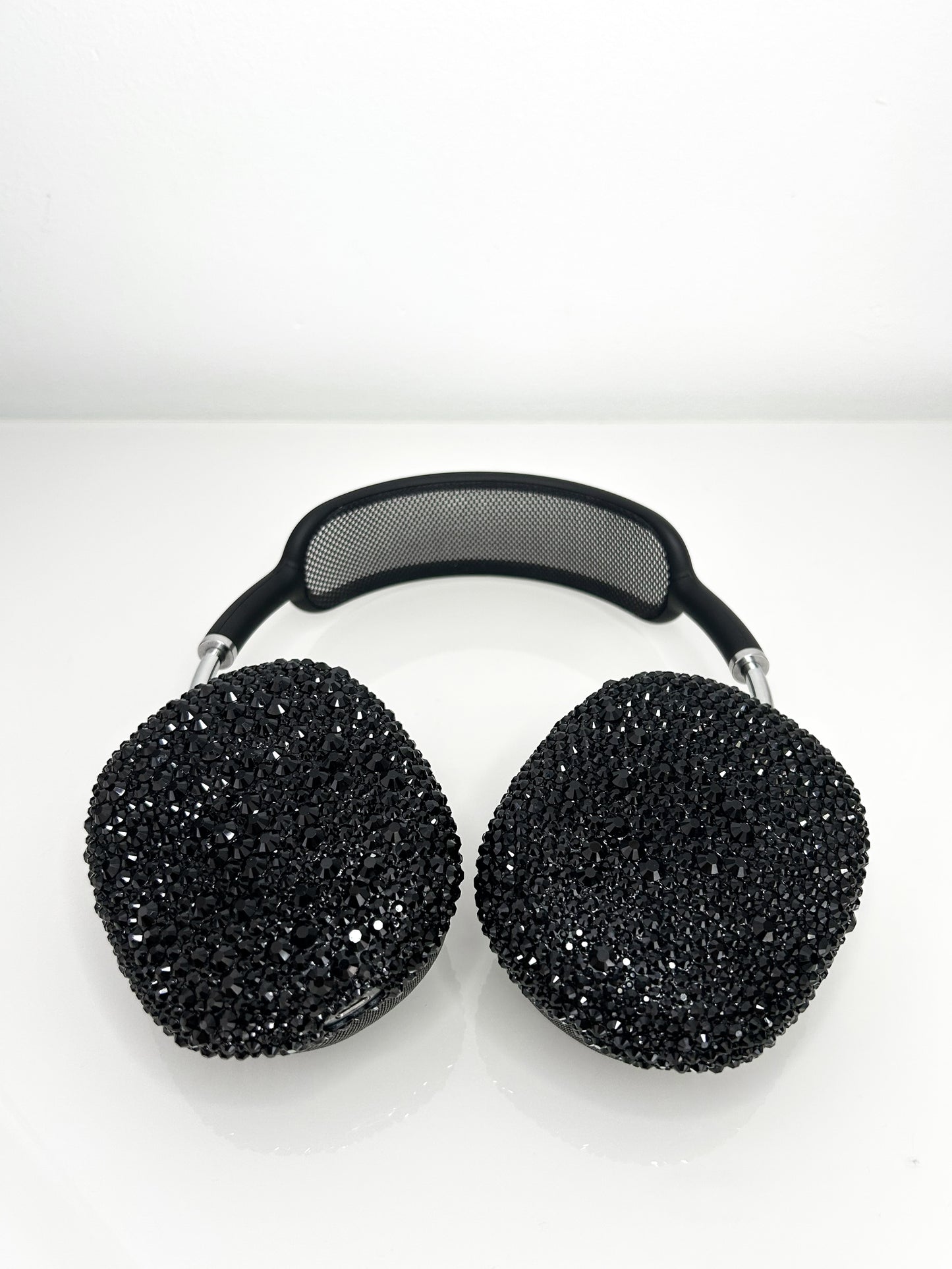 BEDAZZLED AIRPODS MAX CASES