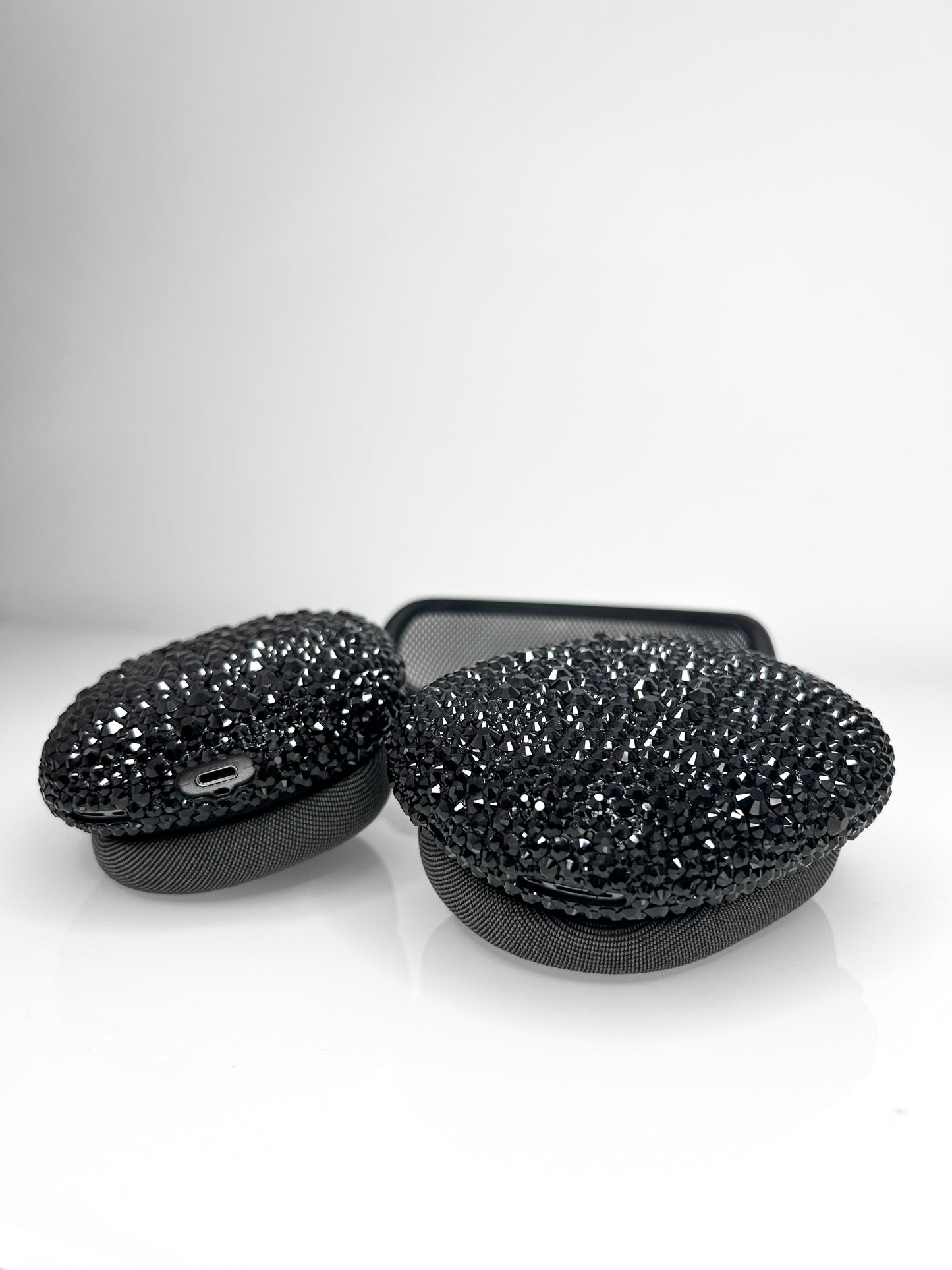 BEDAZZLED AIRPODS MAX CASES
