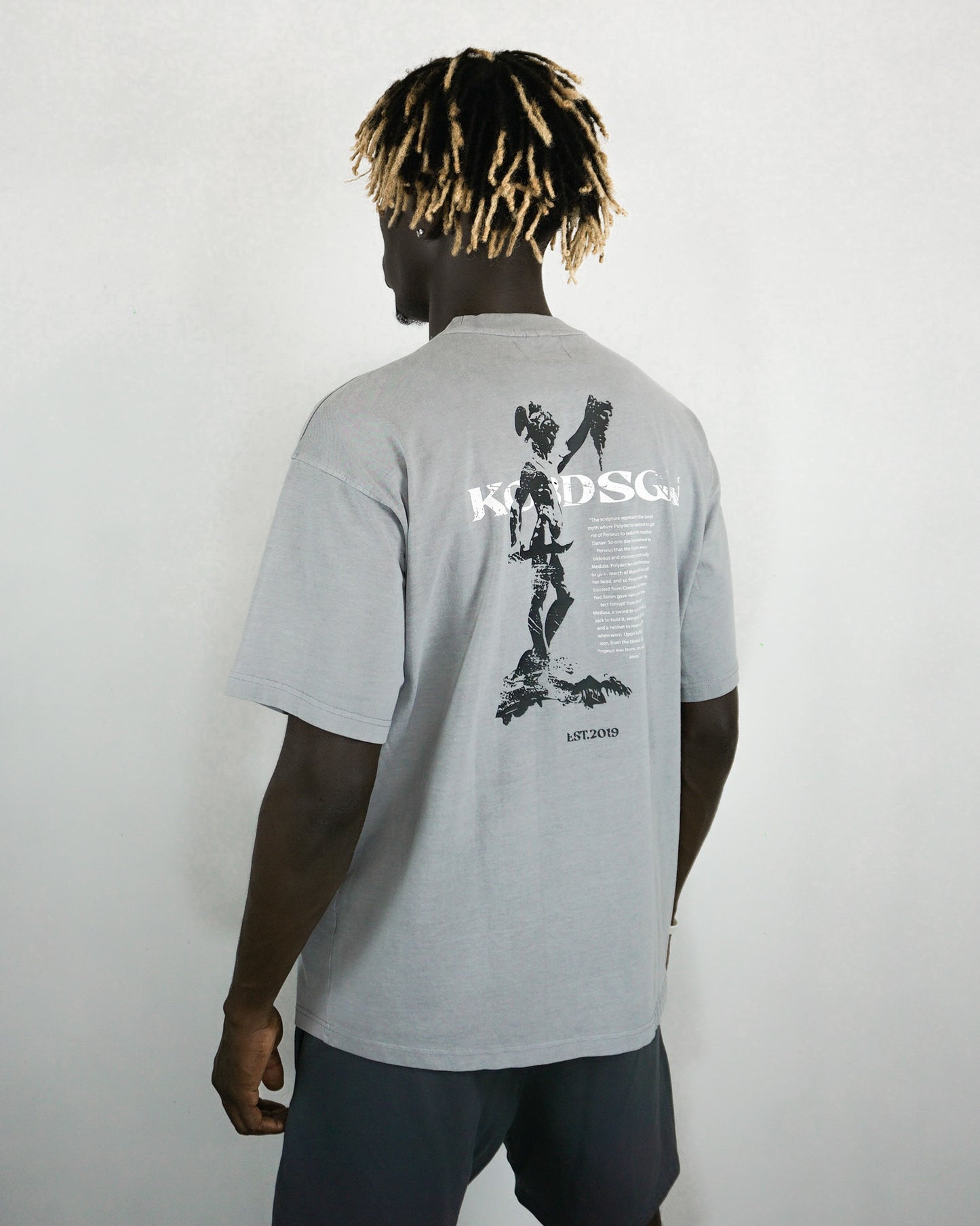 WASHED LIGHT GREY TEE