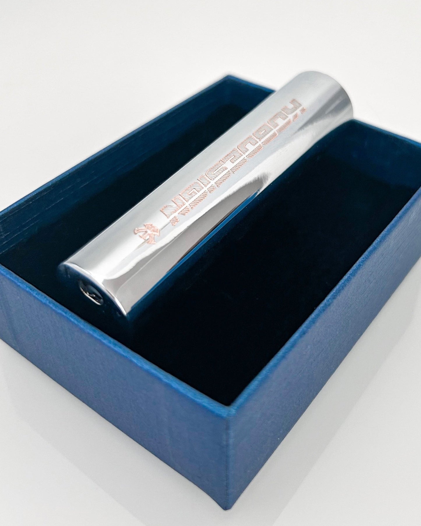 SILVER LIGHTER CASE