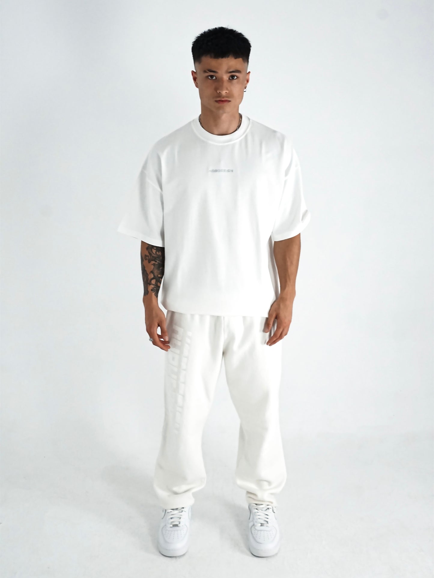 WHITE ANGEL TEE