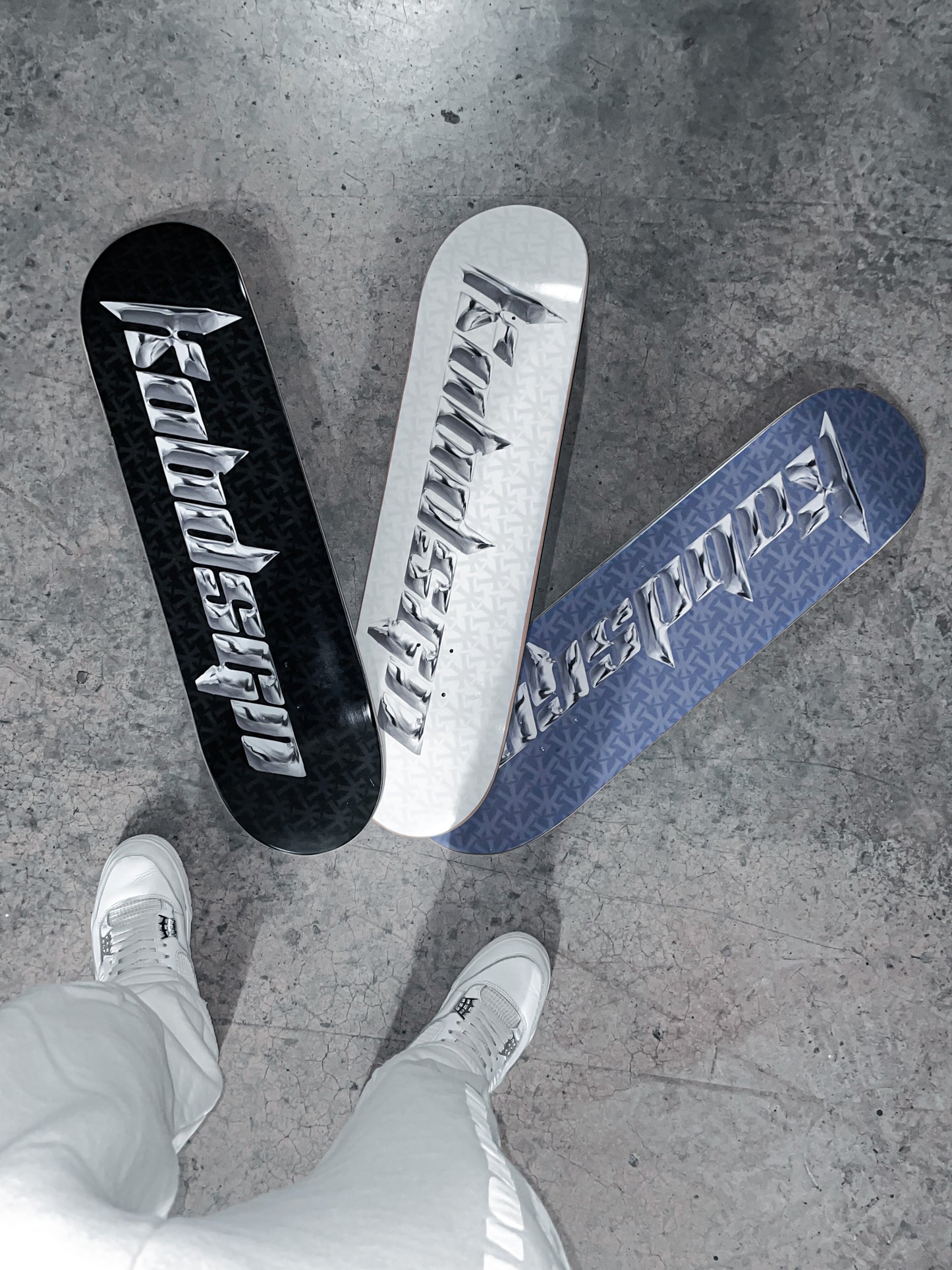 SKATEBOARD SAPPHIRE BLUE
