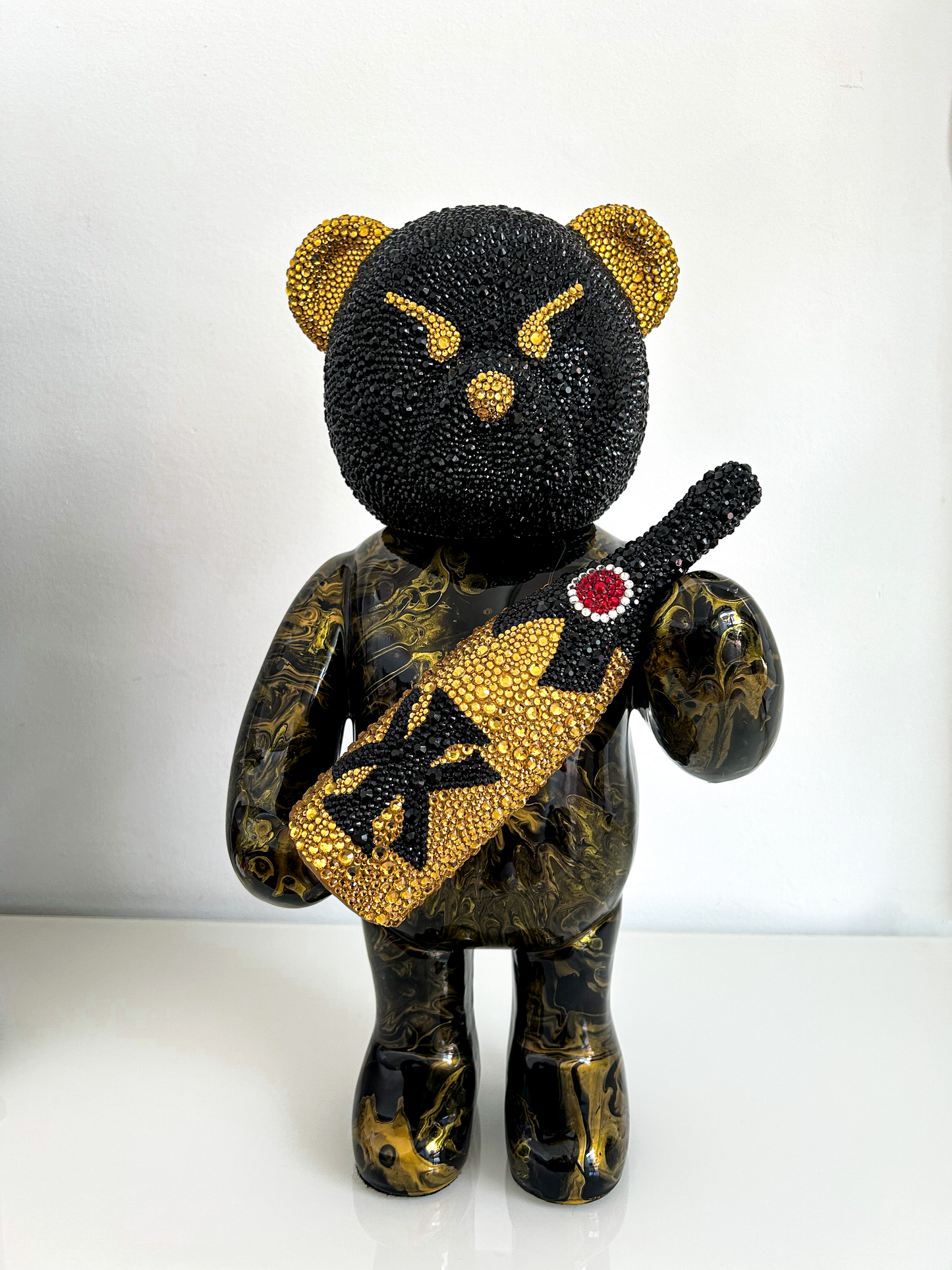 CRYSTAL CHAMPAGNE BEAR