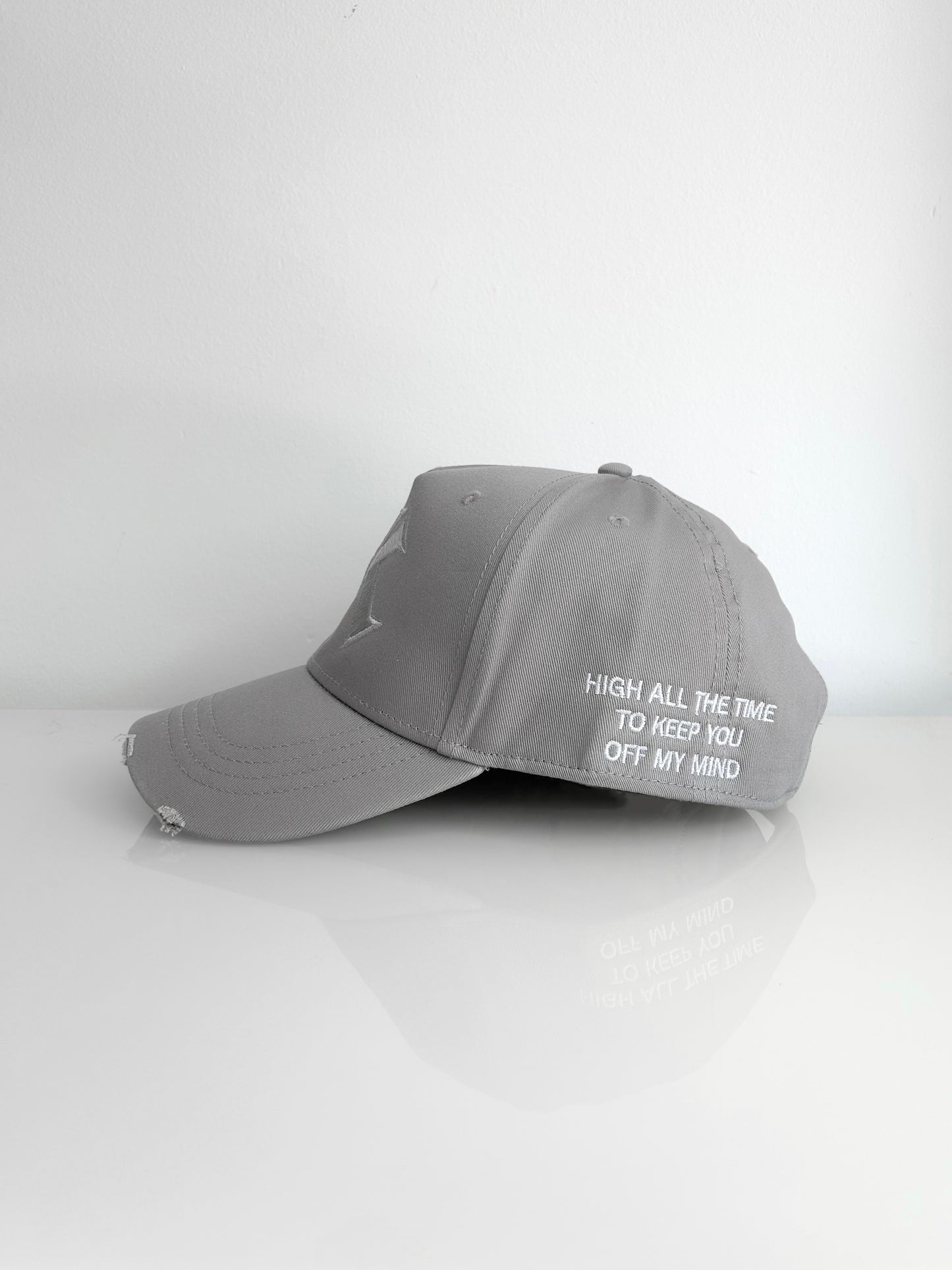 LIGHT GREY CAP