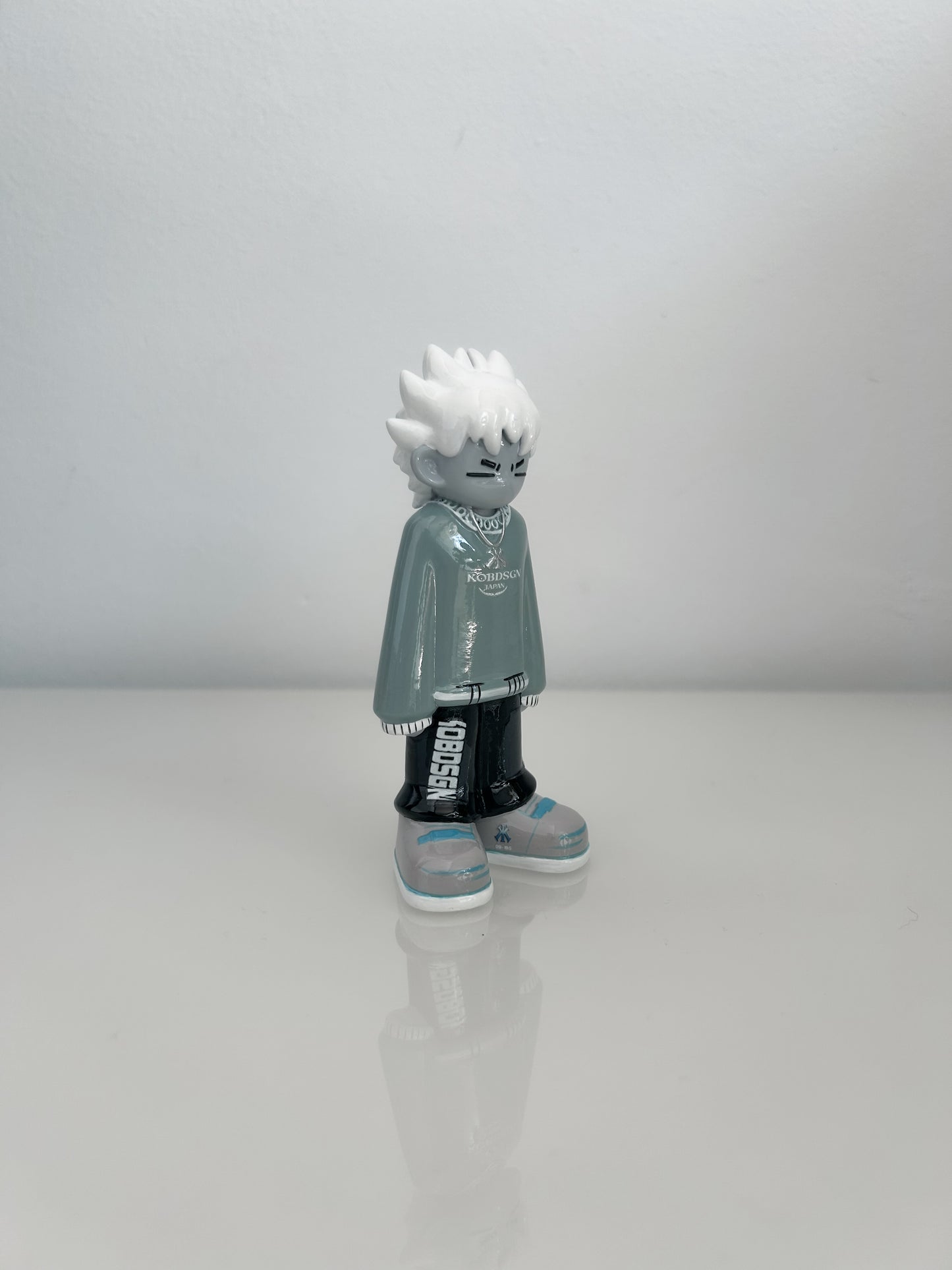 HAKU CERAMIC FIGURE