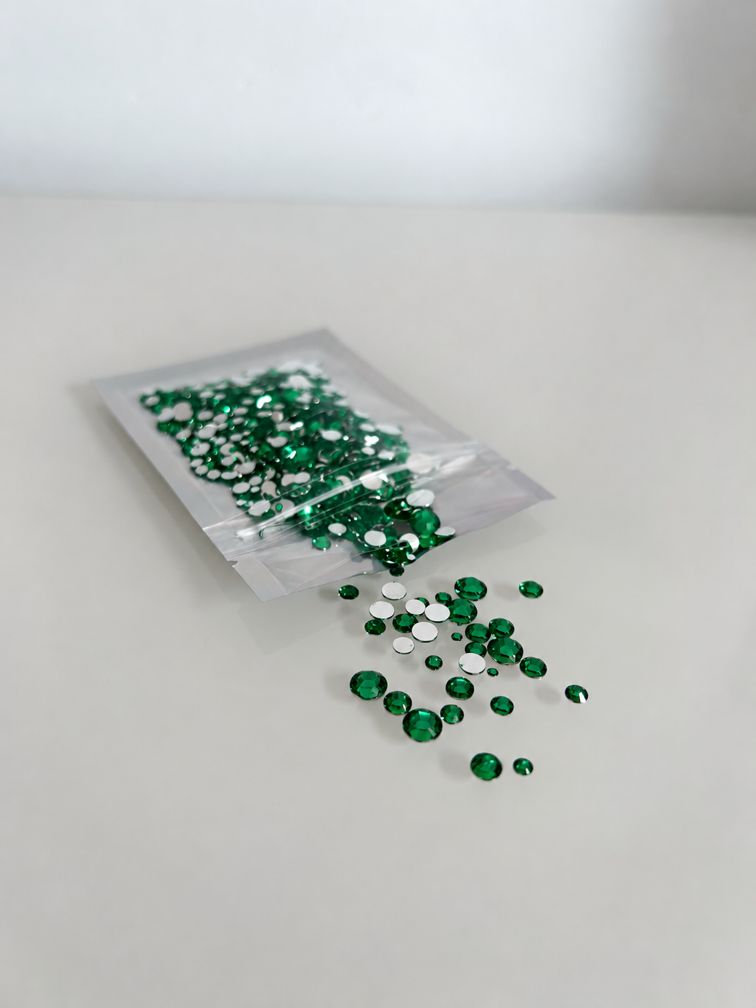 EXTRA RHINESTONES